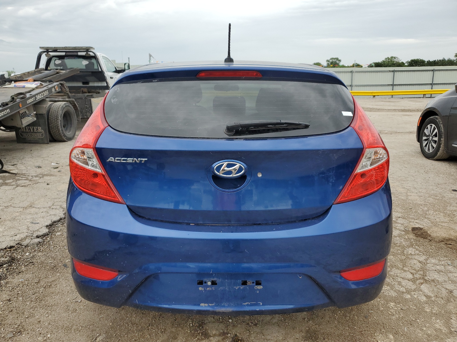 KMHCT5AE4GU256152 2016 Hyundai Accent Se