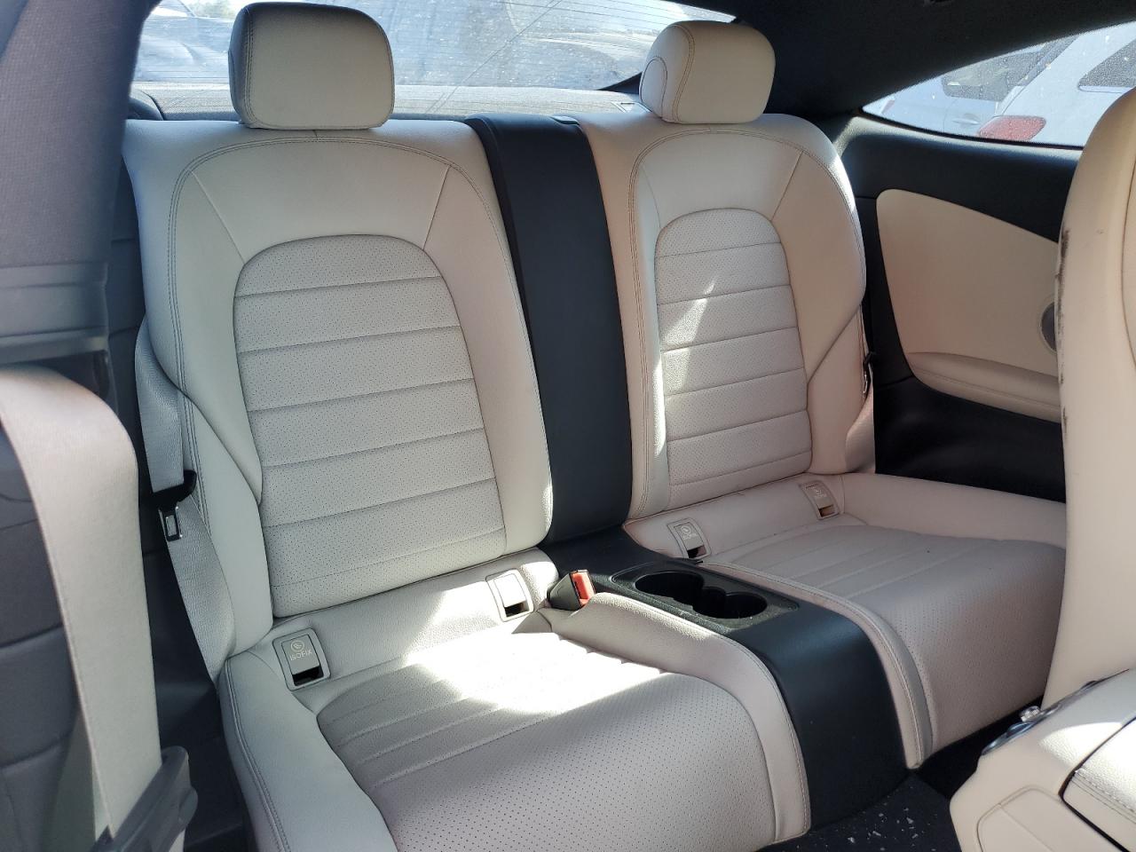 2017 Mercedes-Benz C 300 VIN: WDDWJ4JB9HF584136 Lot: 64675334