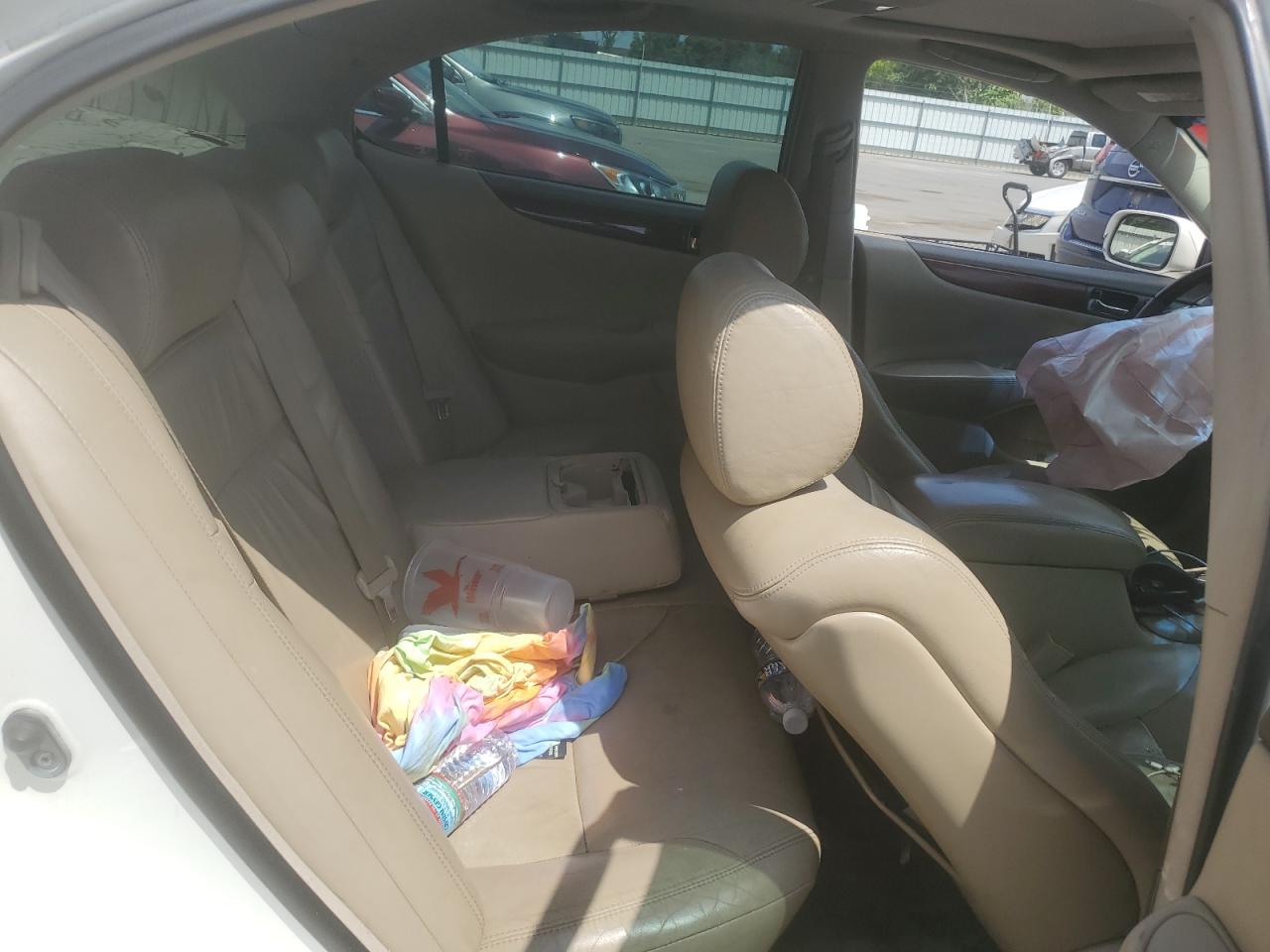 2002 Lexus Es 300 VIN: JTHBF30G325037070 Lot: 62033764