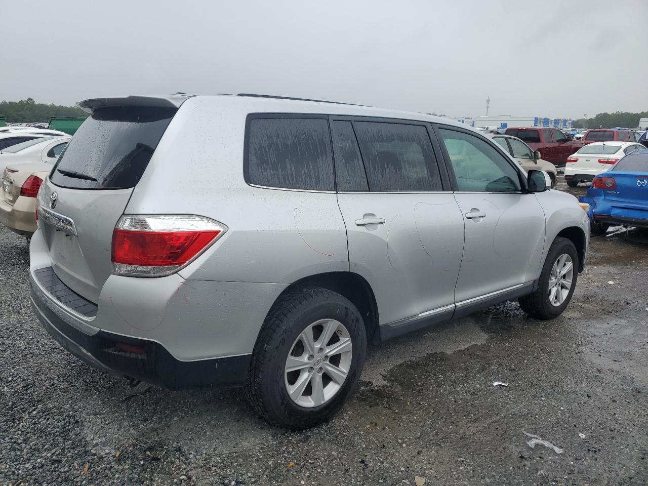 2011 Toyota Highlander Base VIN: 5TDZA3EH9BS009008 Lot: 62037194