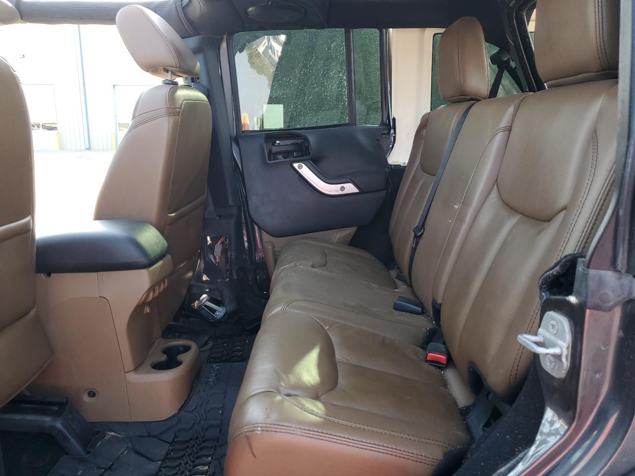 2014 Jeep Wrangler Unlimited Rubicon VIN: 1C4BJWFG2EL180052 Lot: 63534144