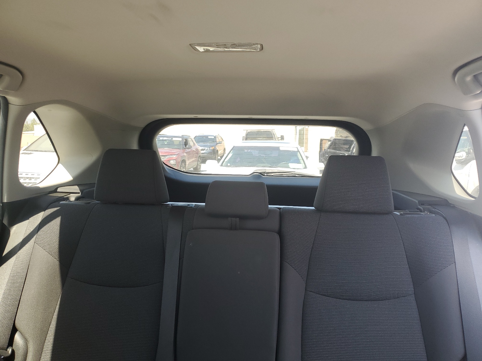 2T3H1RFV2KW023124 2019 Toyota Rav4 Le