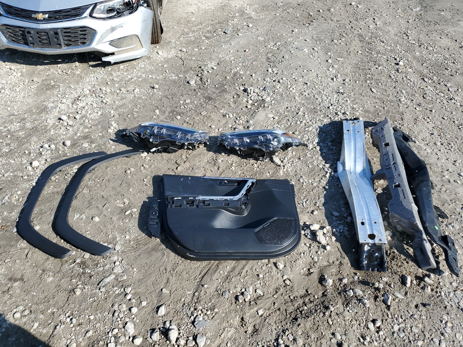 2T3F1RFV4PW339610 2023 Toyota Rav4 Le