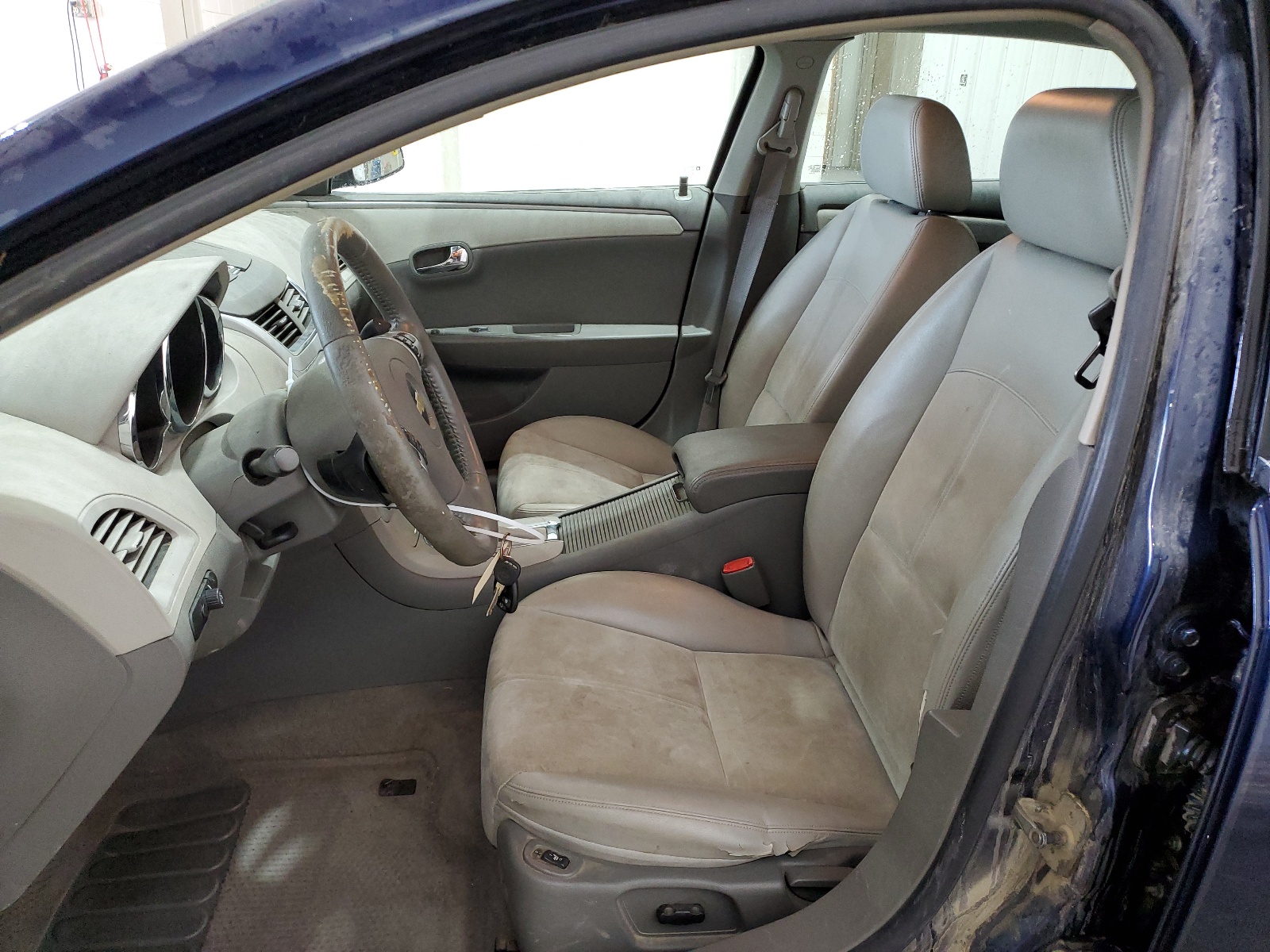 1G1ZJ57B194169371 2009 Chevrolet Malibu 2Lt