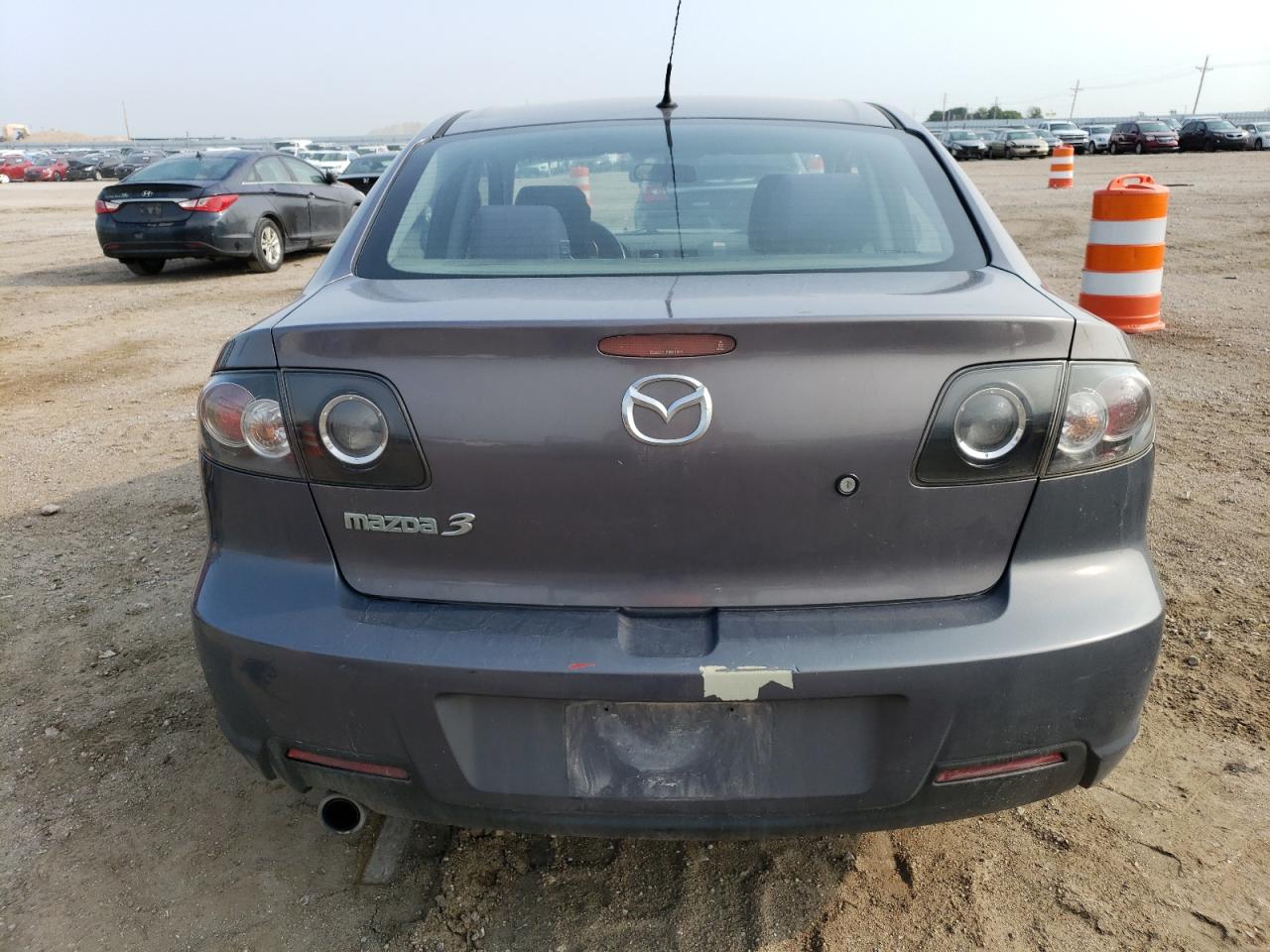 2007 Mazda 3 I VIN: JM1BK12F871692751 Lot: 64103874