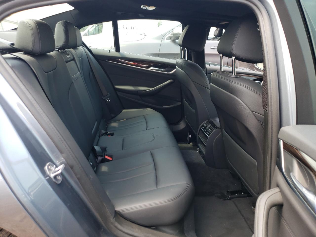 2019 BMW 530 Xi VIN: WBAJA7C55KWW27260 Lot: 62924974