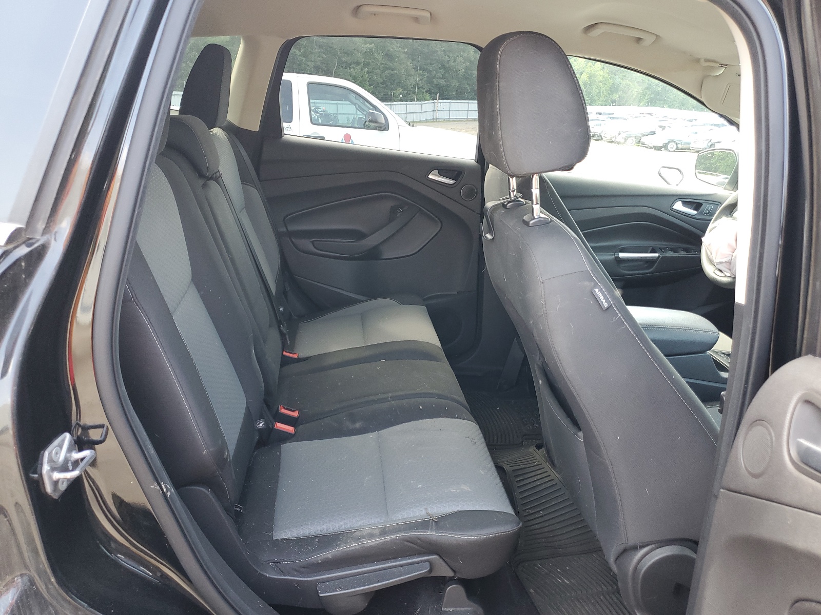 1FMCU9G98HUA68217 2017 Ford Escape Se