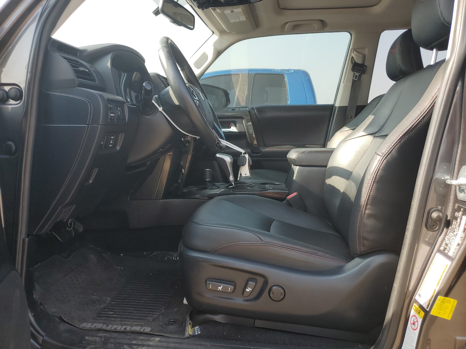 JTEBU5JR5K5642917 2019 Toyota 4Runner Sr5