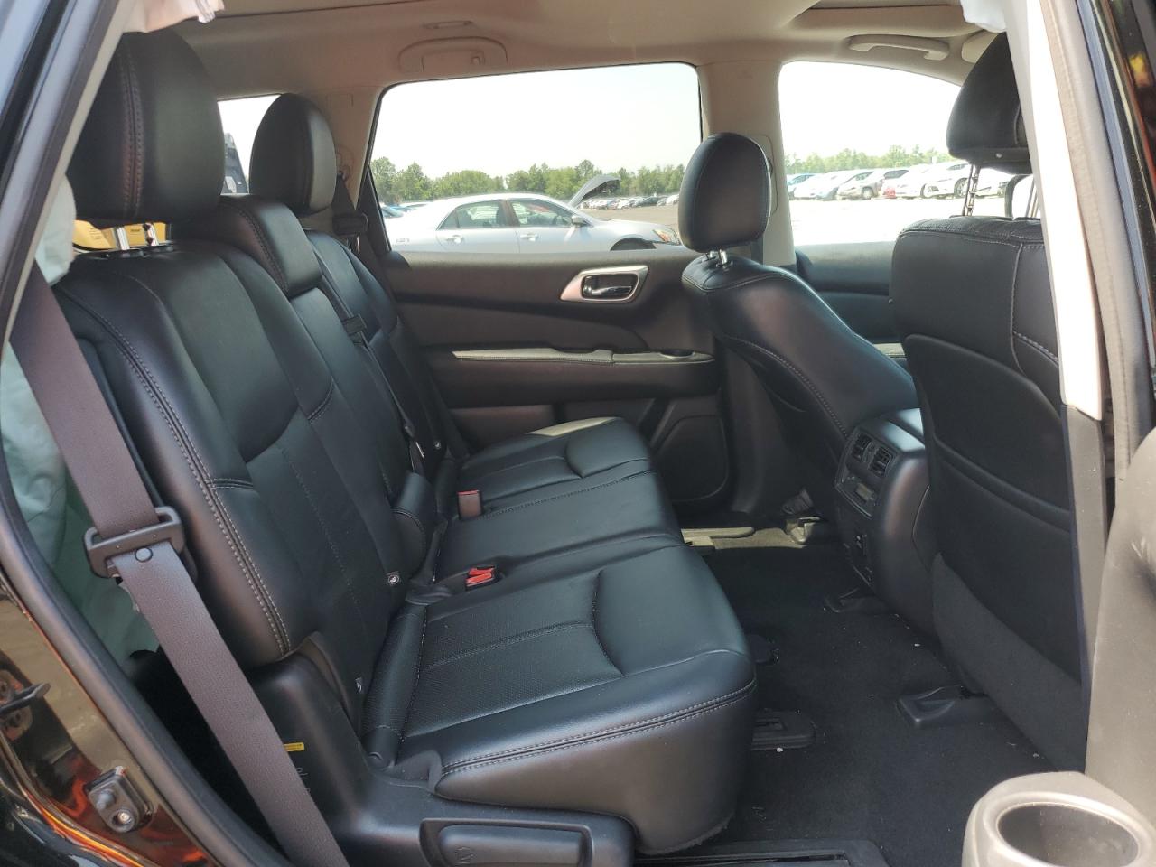 2015 Nissan Pathfinder S VIN: 5N1AR2MM5FC669483 Lot: 63338204