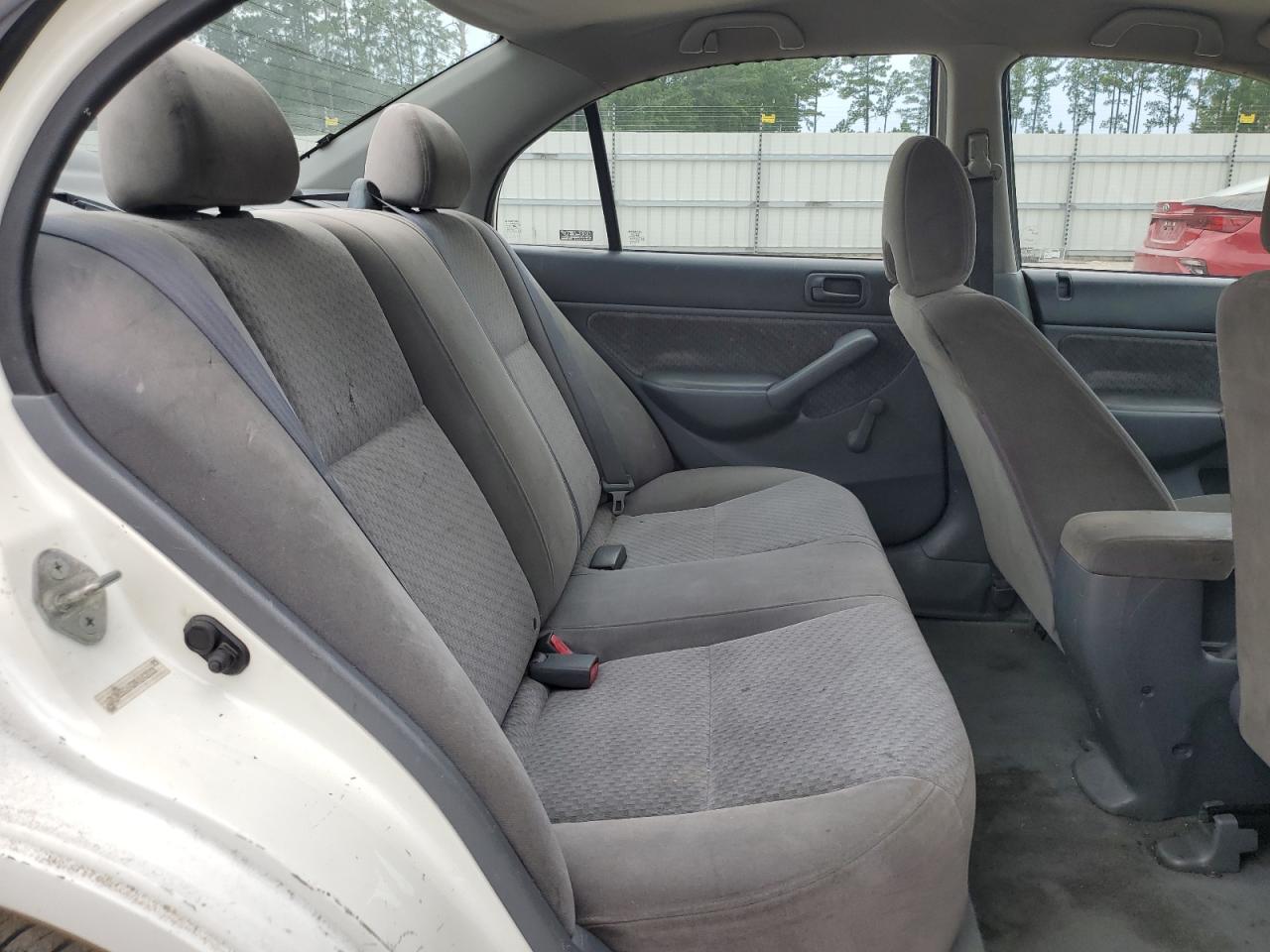 2004 Honda Civic Dx VIN: 2HGES16424H642013 Lot: 65339484