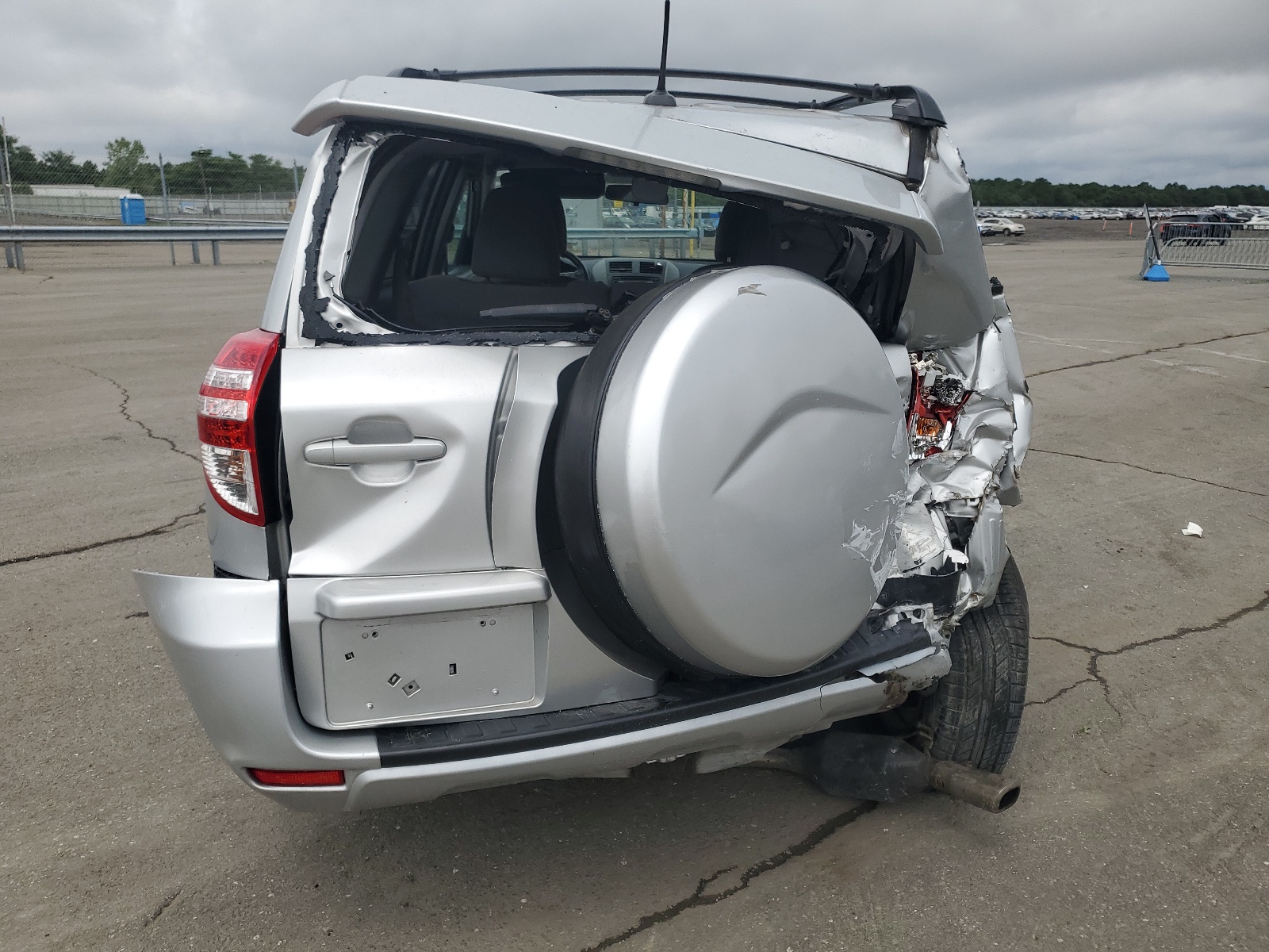 2T3BF4DV6CW252601 2012 Toyota Rav4