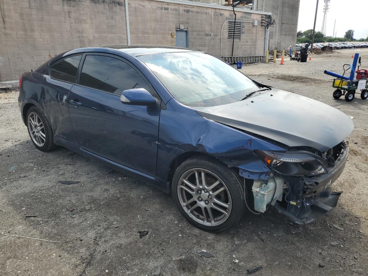 2005 Scion tC - Image 4