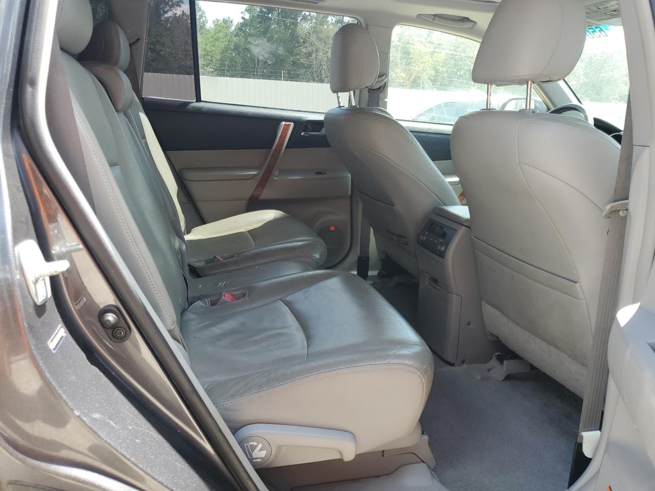 2009 Toyota Highlander Limited VIN: JTEDS42A192079376 Lot: 65072044