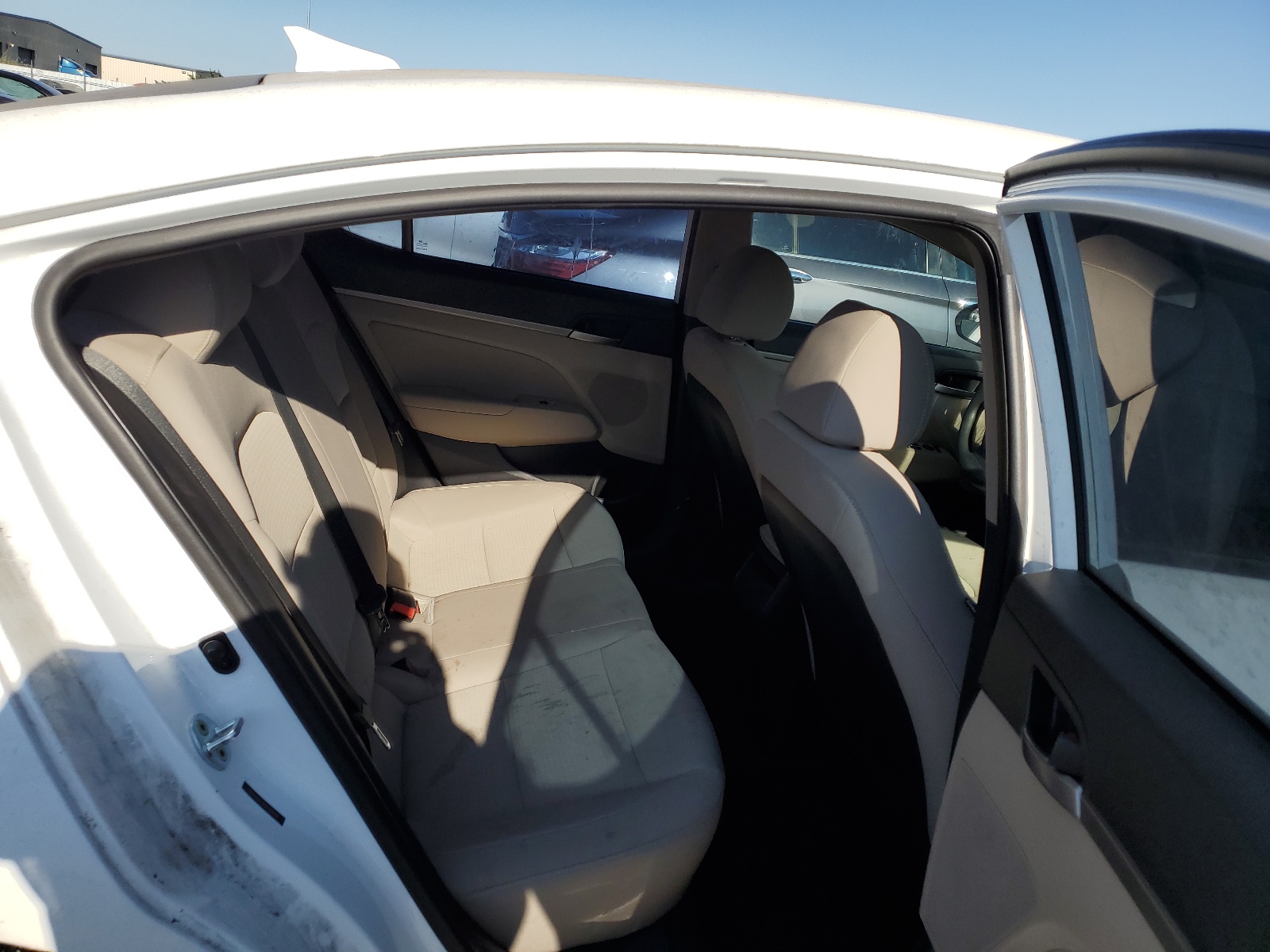 5NPD84LF3HH000669 2017 Hyundai Elantra Se