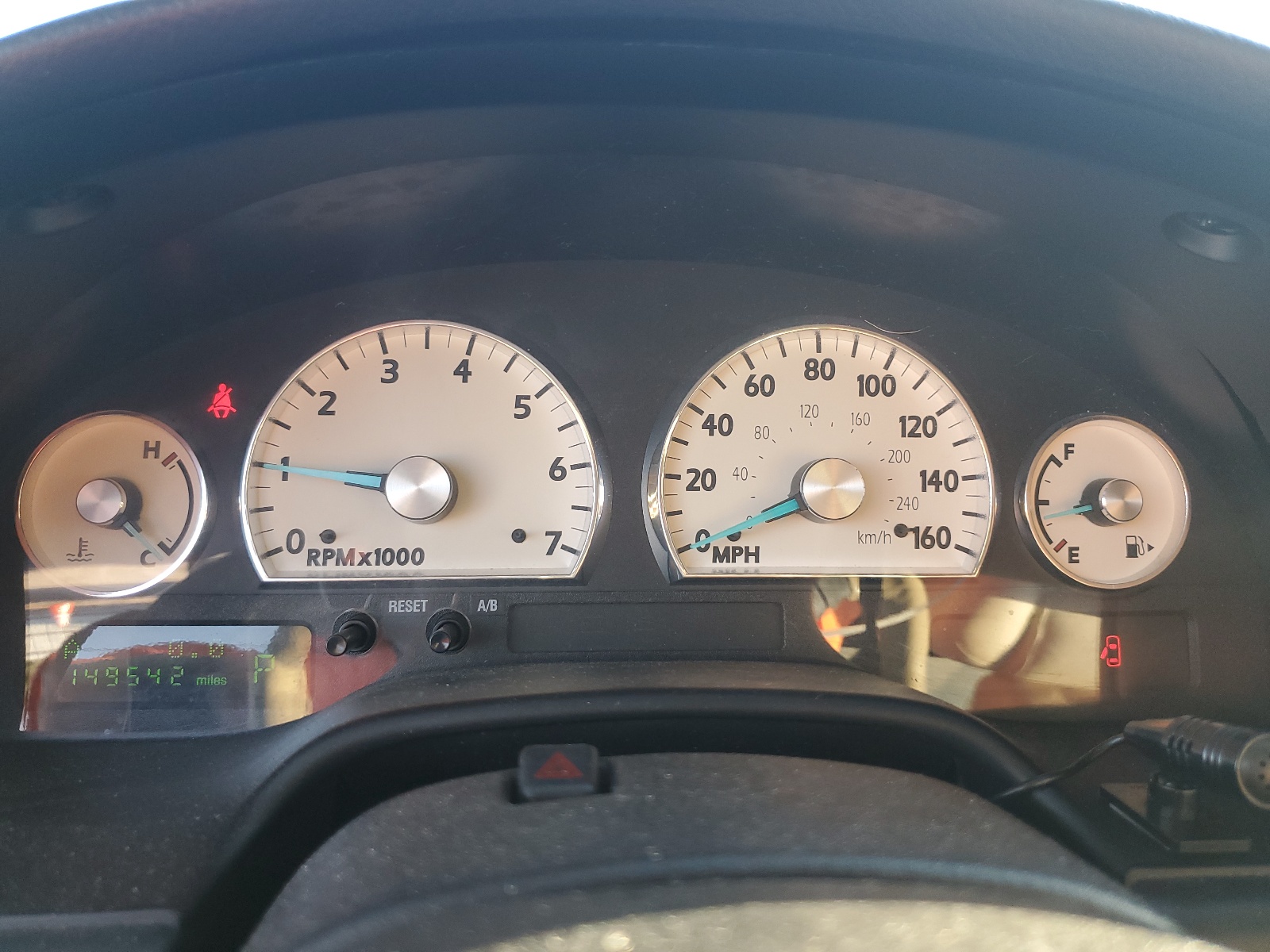 1FAHP60A15Y102478 2005 Ford Thunderbird