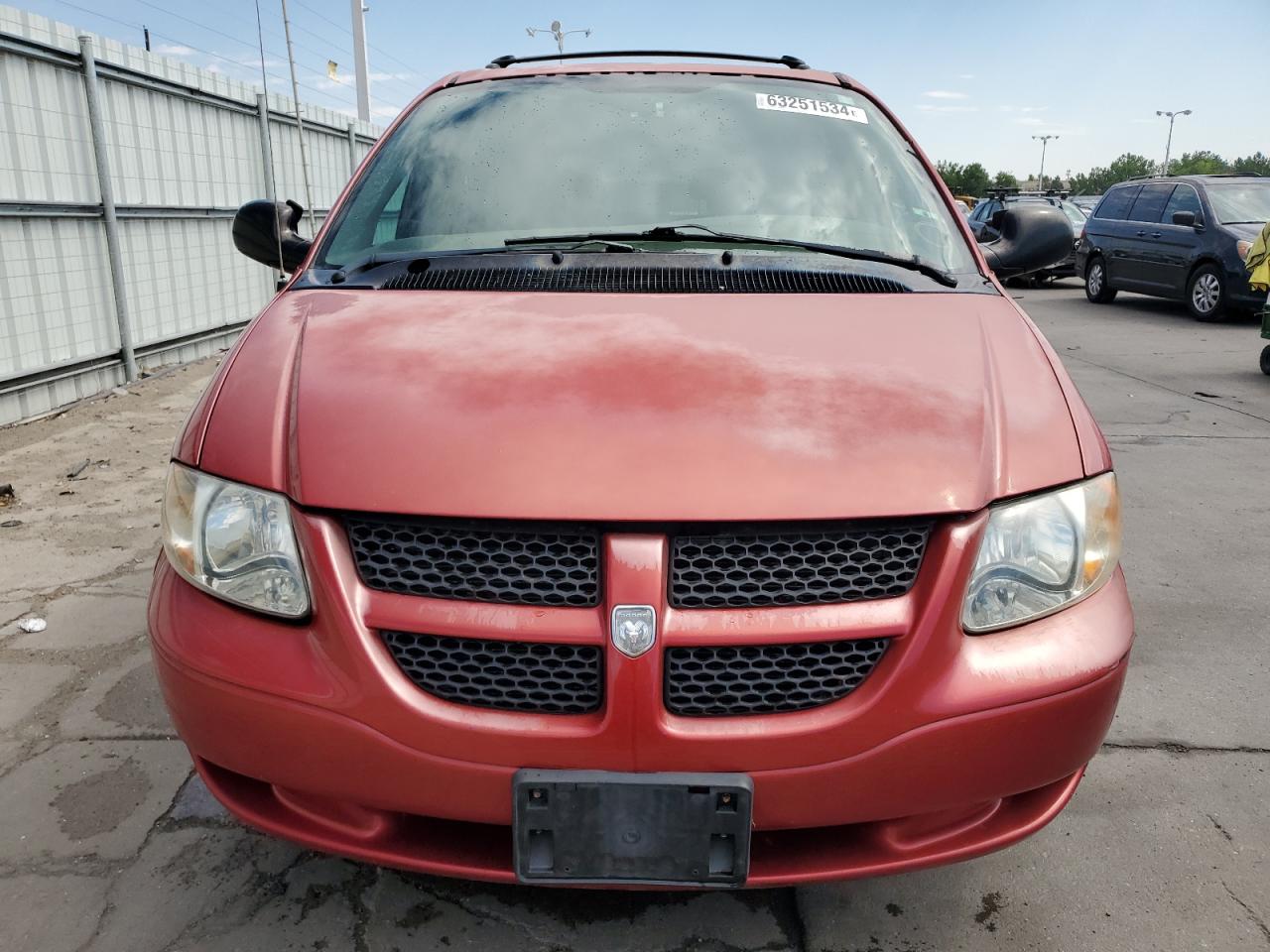 2003 Dodge Grand Caravan Sport VIN: 2D4GP44333R240551 Lot: 63251534