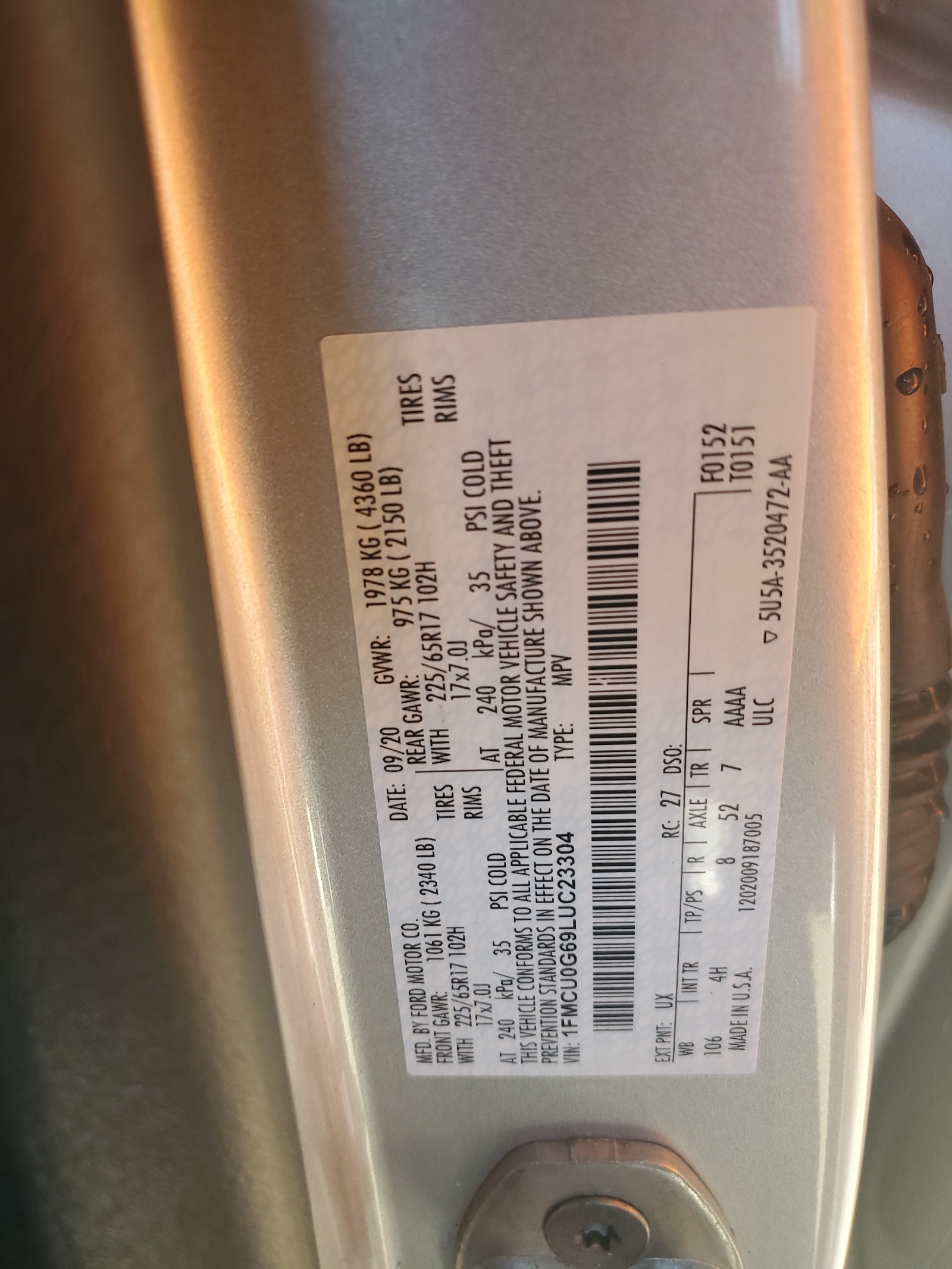 1FMCU0G69LUC23304 2020 Ford Escape Se