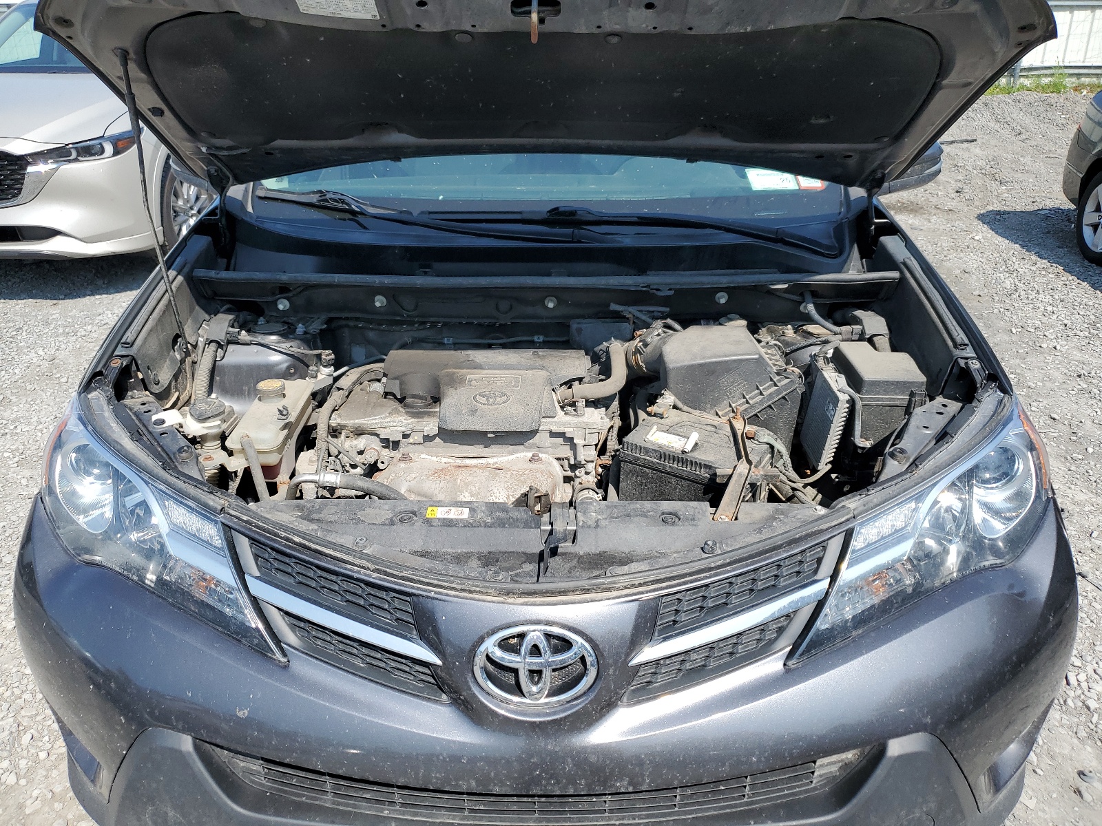 2T3RFREV4FW234998 2015 Toyota Rav4 Xle