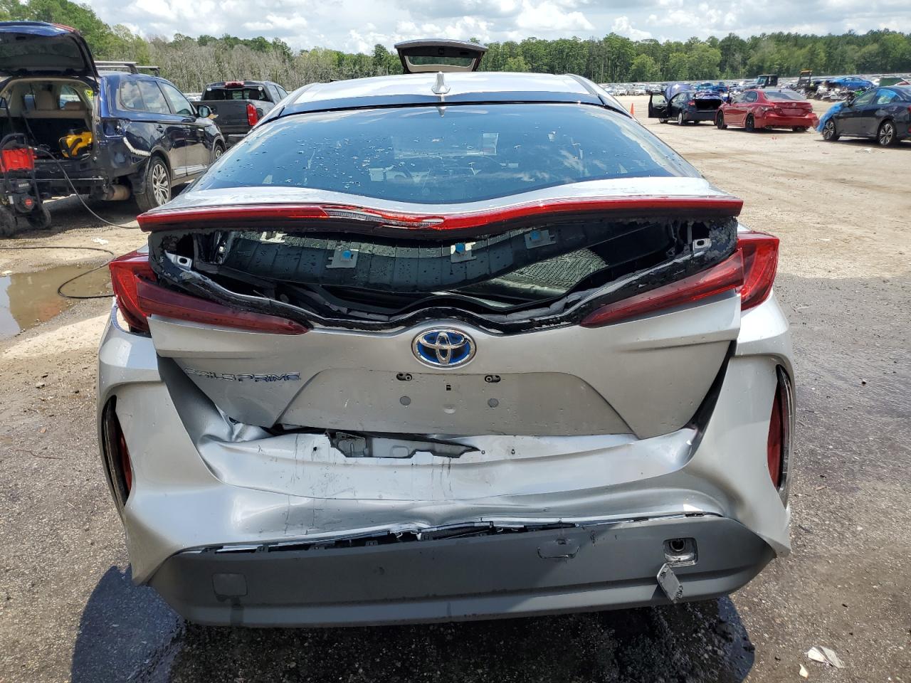 2017 Toyota Prius Prime VIN: JTDKARFP0H3006020 Lot: 64235754
