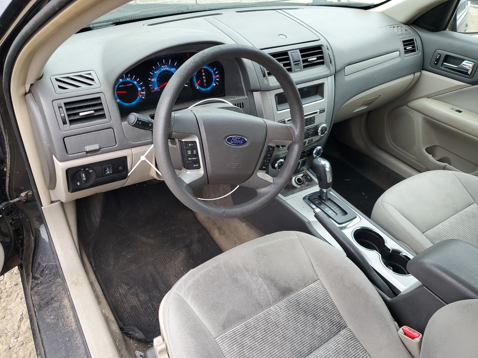 3FAHP0HA5AR430237 2010 Ford Fusion Se