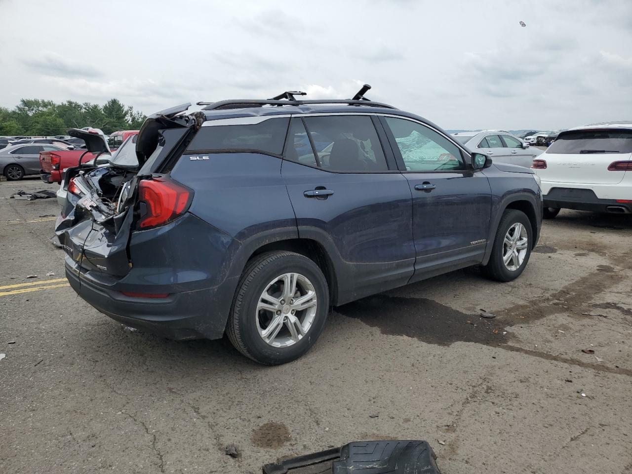 2019 GMC Terrain - Image 3