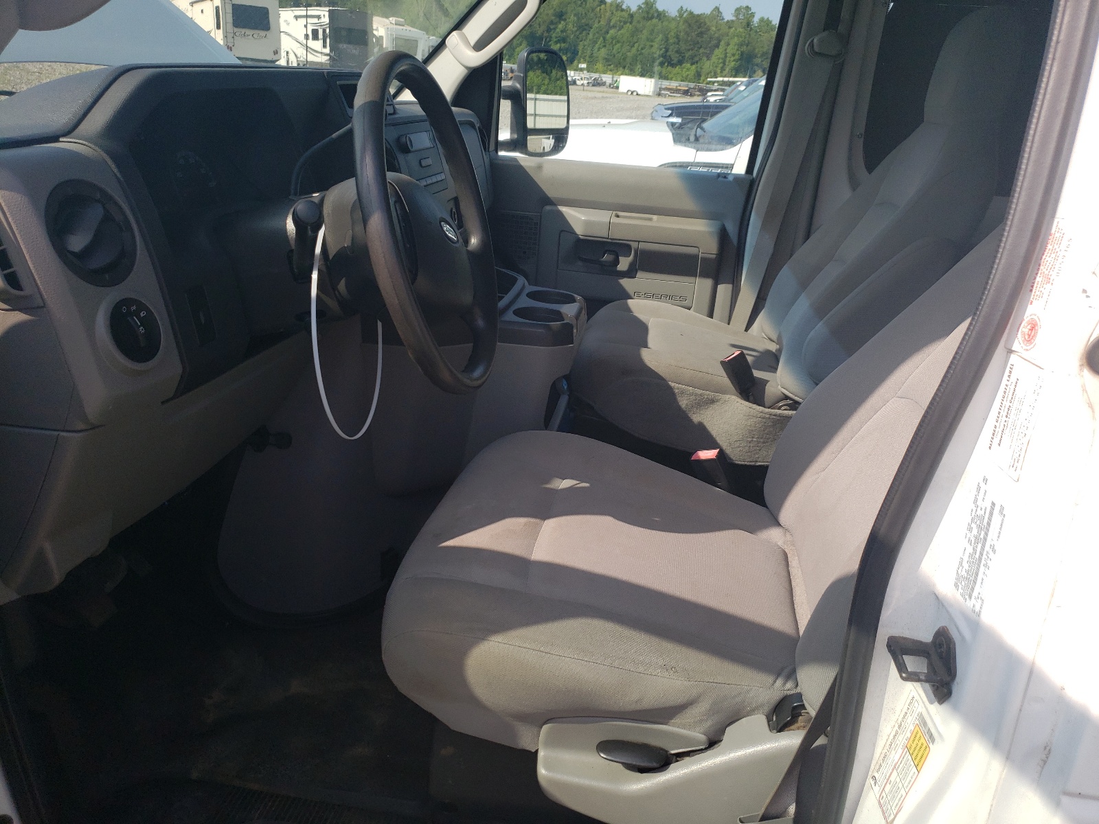 1FTNE24L39DA17842 2009 Ford Econoline E250 Van