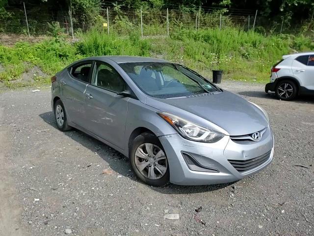 2016 Hyundai Elantra Se VIN: 5NPDH4AE8GH753607 Lot: 63486584