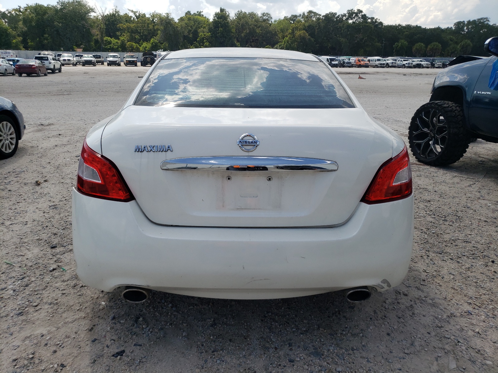 1N4AA5AP5BC819331 2011 Nissan Maxima S