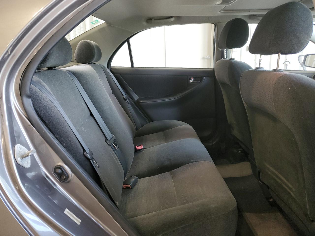 2004 Toyota Corolla Ce VIN: 1NXBR32E84Z282570 Lot: 64721804