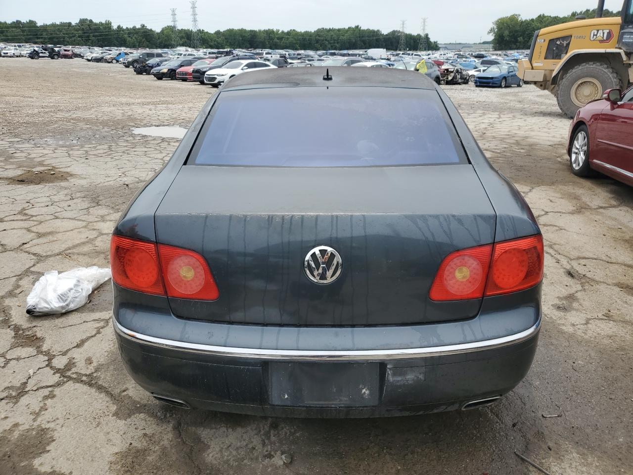 2004 Volkswagen Phaeton 4.2 VIN: WVWAF63D848008939 Lot: 61868674
