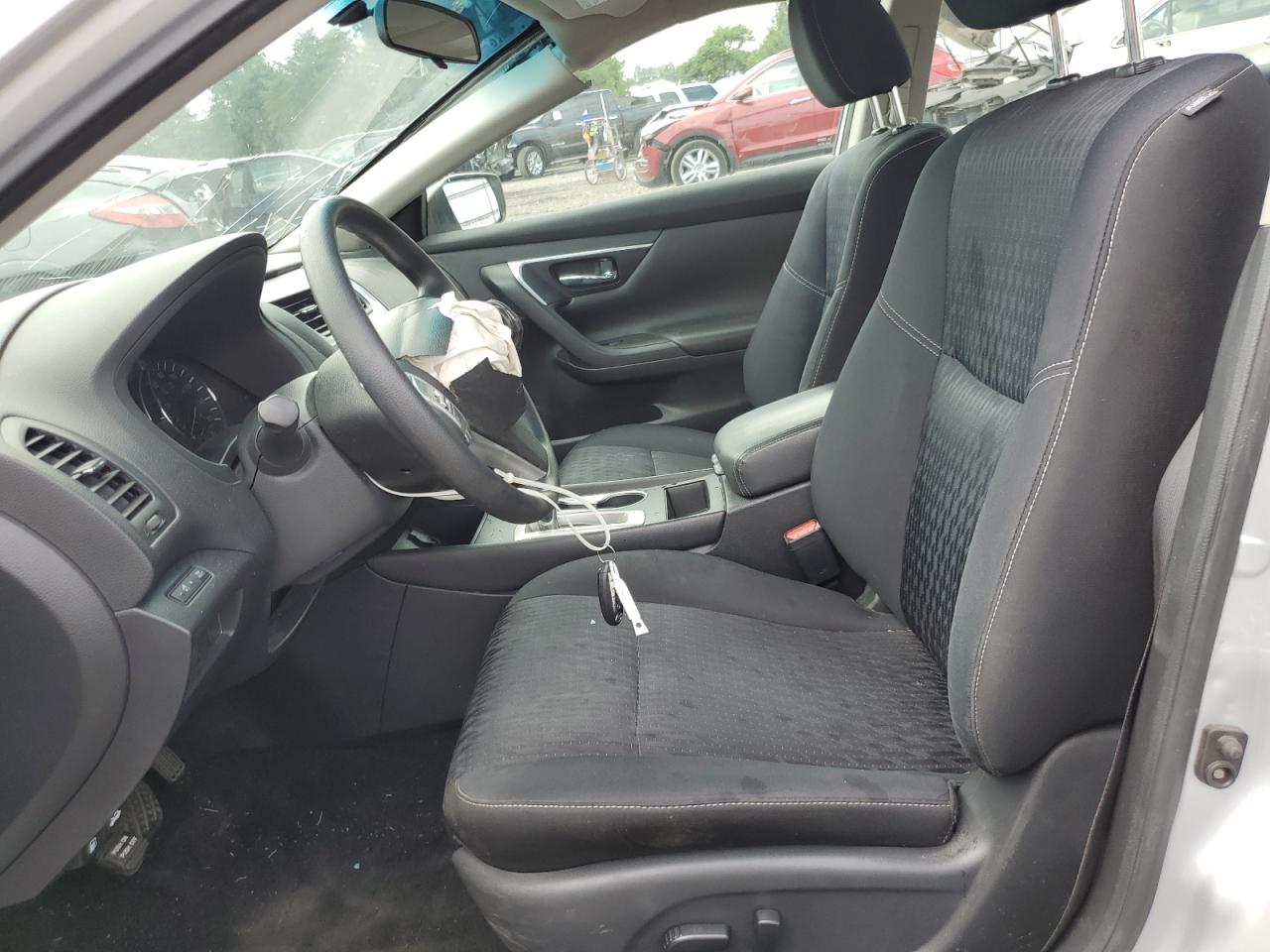 2017 Nissan Altima - Image 7
