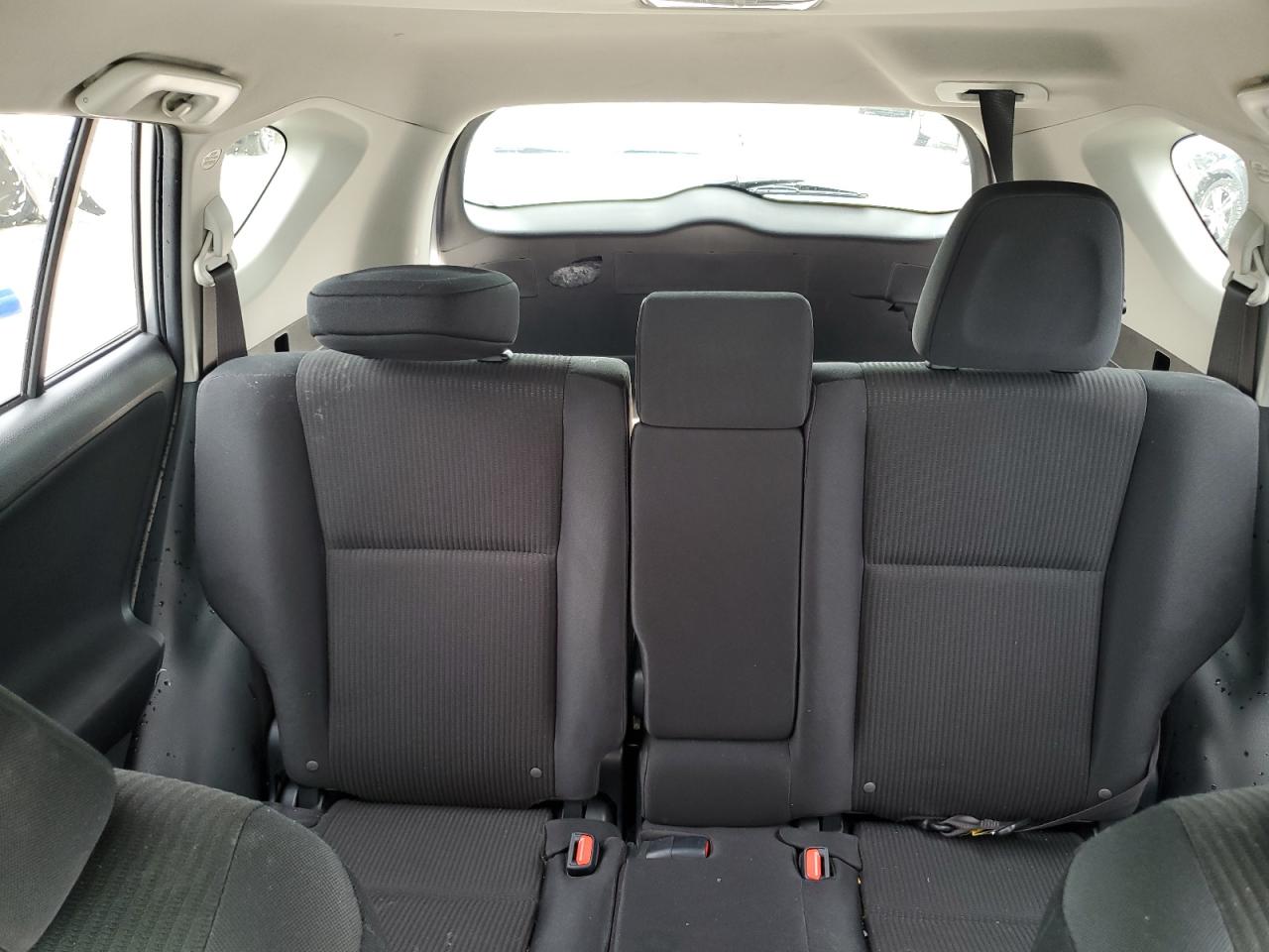 2018 Toyota Rav4 Le VIN: JTMBFREV2JJ203855 Lot: 63673324