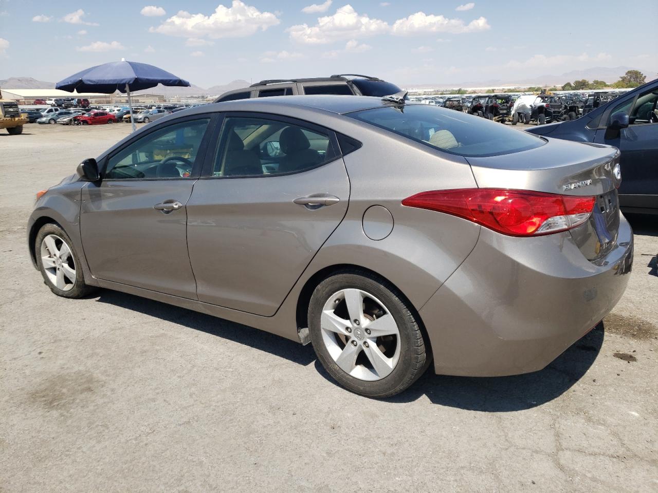 VIN 5NPDH4AEXDH384647 2013 HYUNDAI ELANTRA no.2