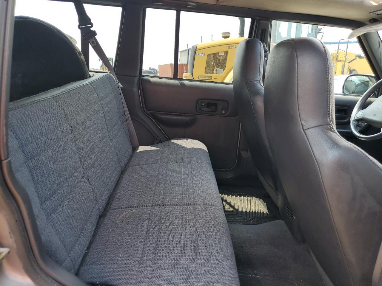 2001 Jeep Cherokee Sport VIN: 1J4FF48S31L573054 Lot: 62345104