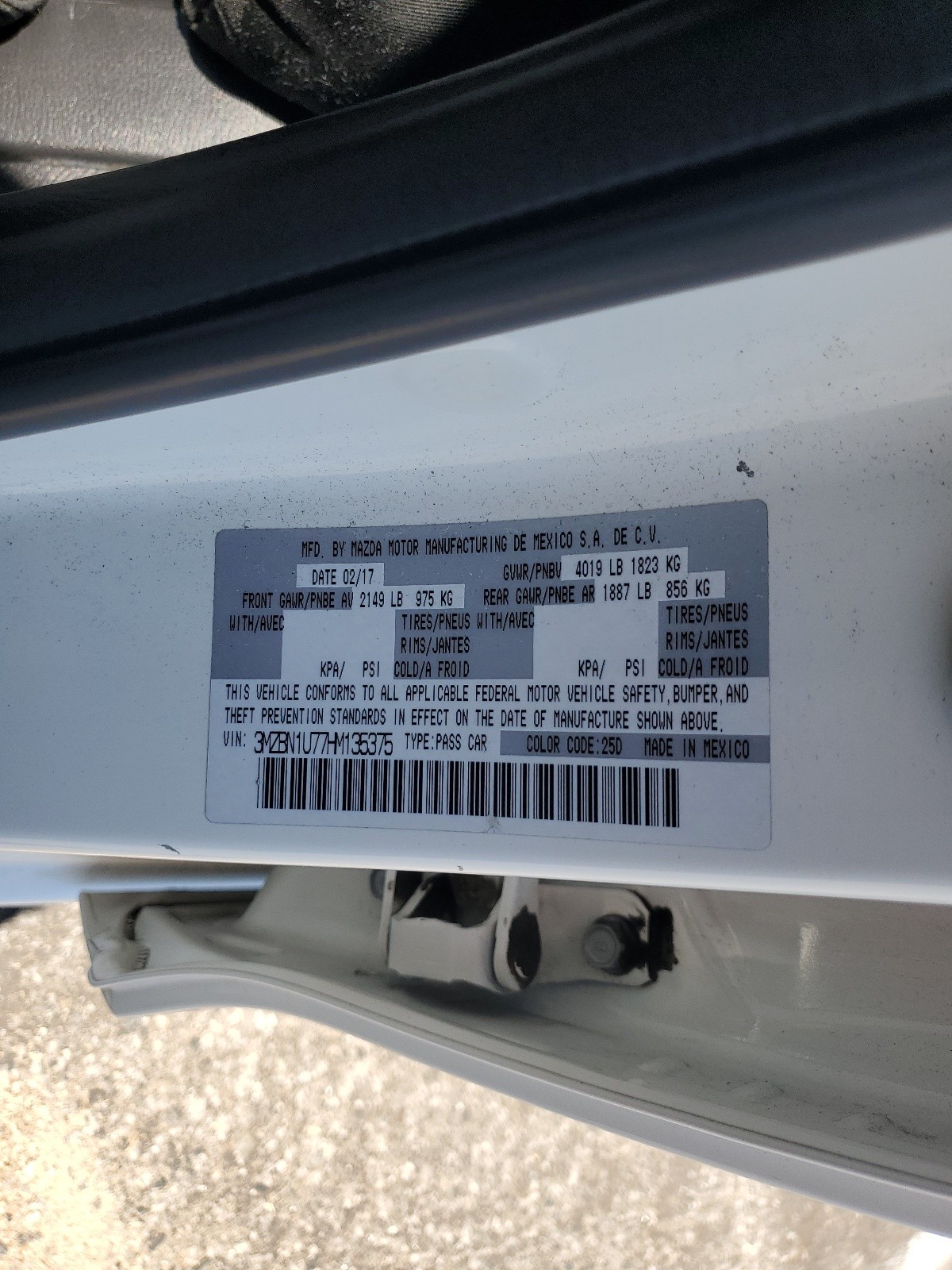 3MZBN1U77HM135375 2017 Mazda 3 Sport