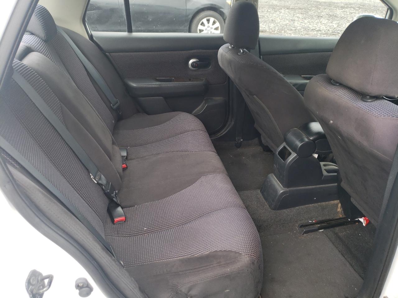 2010 Nissan Versa S VIN: 3N1BC1AP6AL368272 Lot: 64300144