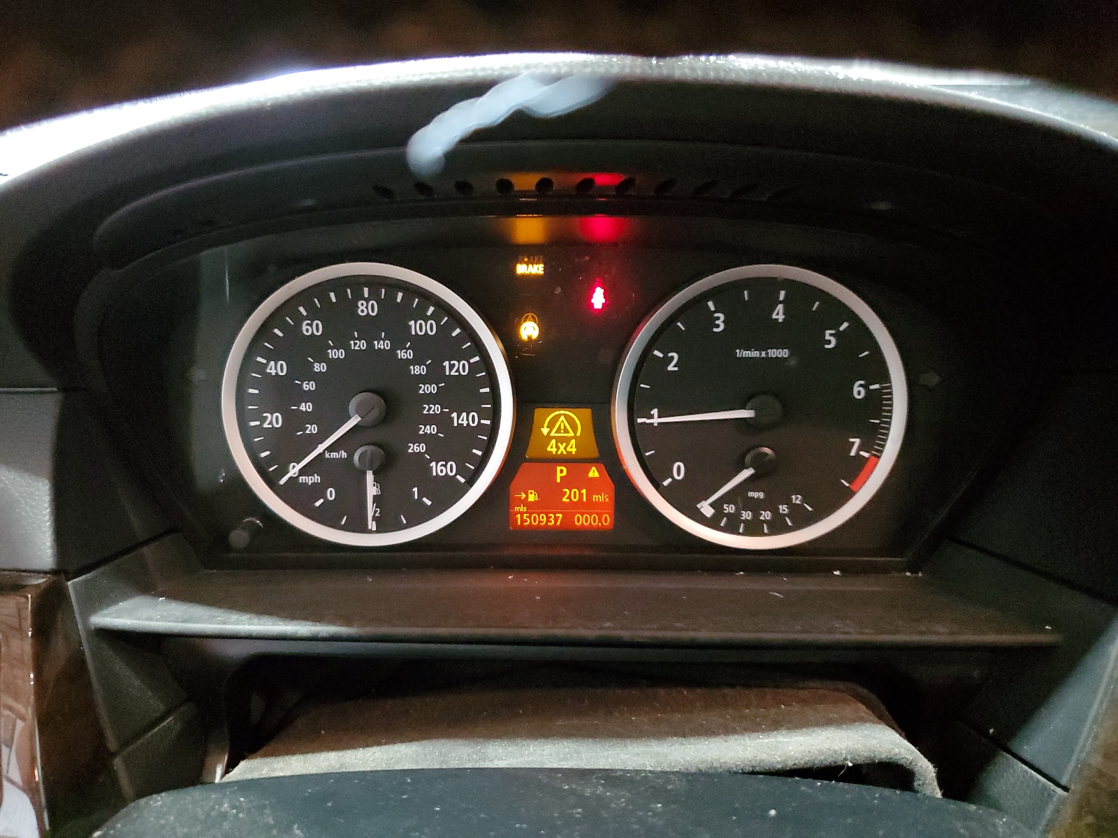 WBANF73516CU20228 2006 BMW 530 Xi