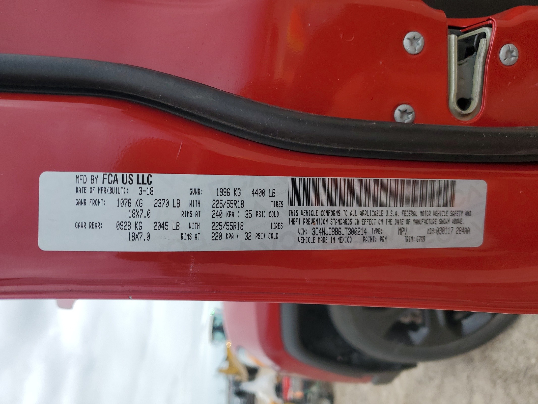 3C4NJCBB6JT300214 2018 Jeep Compass Latitude