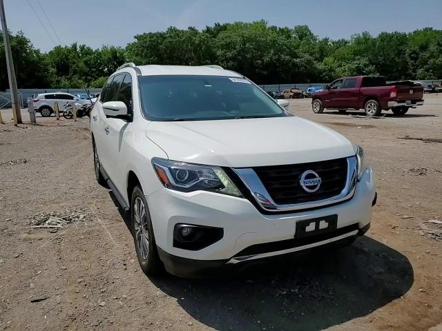2018 Nissan Pathfinder S VIN: 5N1DR2MM3JC624371 Lot: 64105374