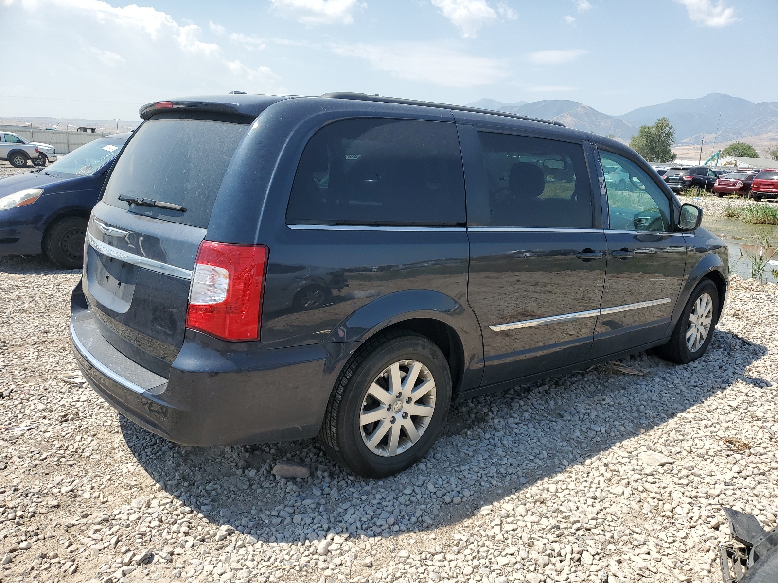 2014 Chrysler Town & Country Touring vin: 2C4RC1BG0ER359652