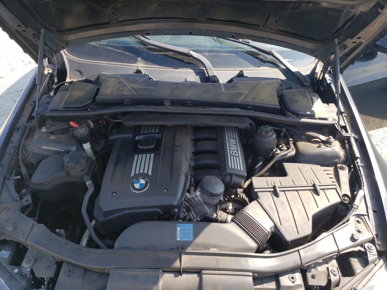 2007 BMW 328 Xi VIN: WBAVC93537KX58046 Lot: 63023204