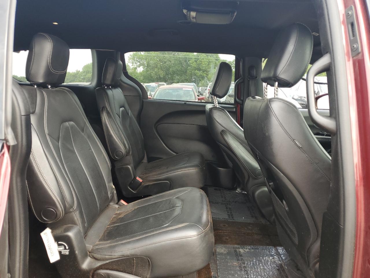 2018 Chrysler Pacifica Touring L VIN: 2C4RC1BG2JR165005 Lot: 64313484