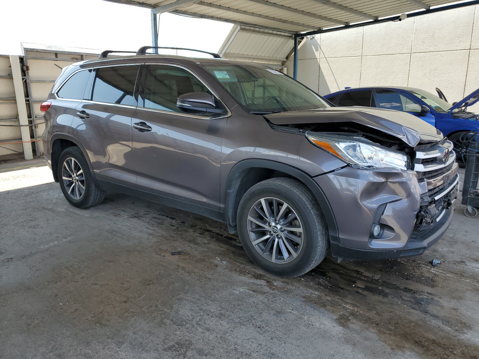 5TDJZRFH0KS577932 2019 Toyota Highlander Se