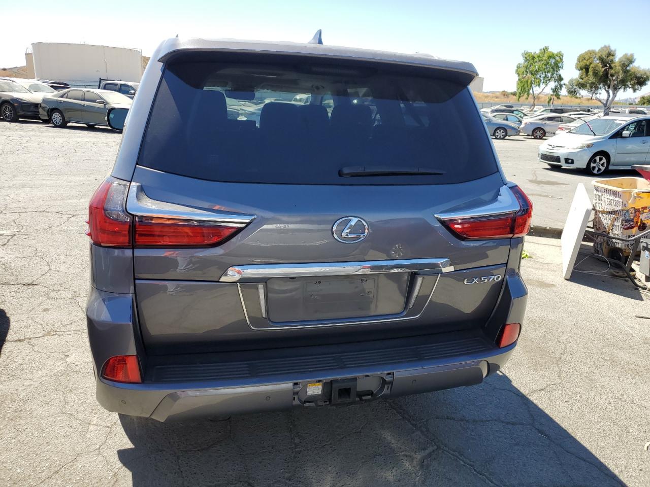 2018 Lexus Lx 570 VIN: JTJHY7AX0J4254556 Lot: 64710904