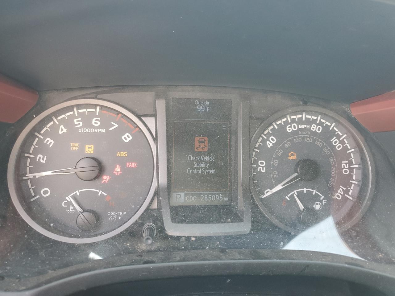 2017 Toyota Tacoma Double Cab VIN: 3TMCZ5AN2HM065550 Lot: 63611614