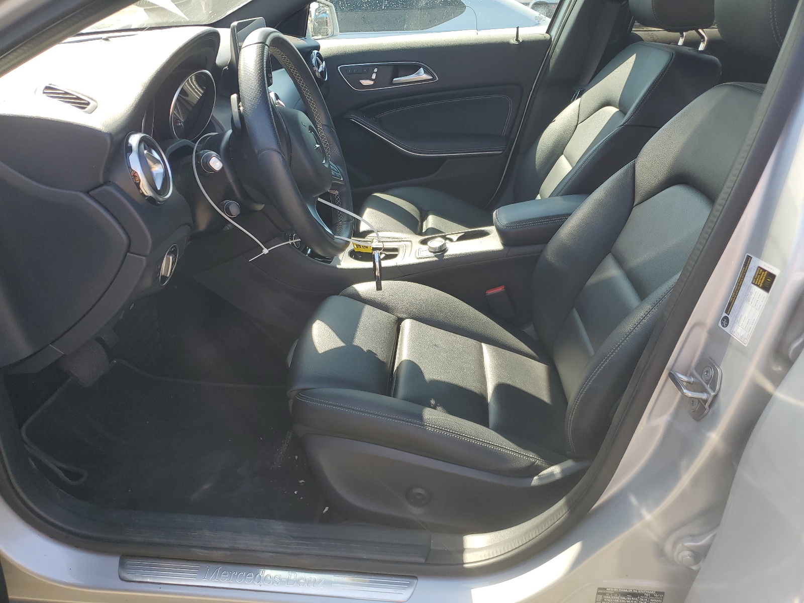 WDCTG4GB0JJ477492 2018 Mercedes-Benz Gla 250 4Matic