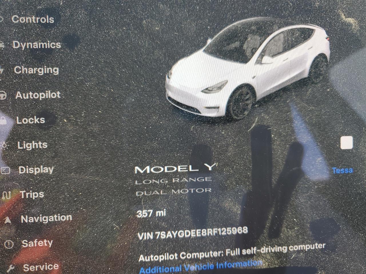 VIN 7SAYGDEE8RF125968 2024 TESLA MODEL Y no.9