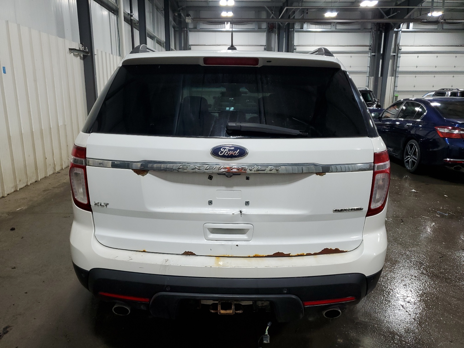 1FMHK8D80BGA22503 2011 Ford Explorer Xlt