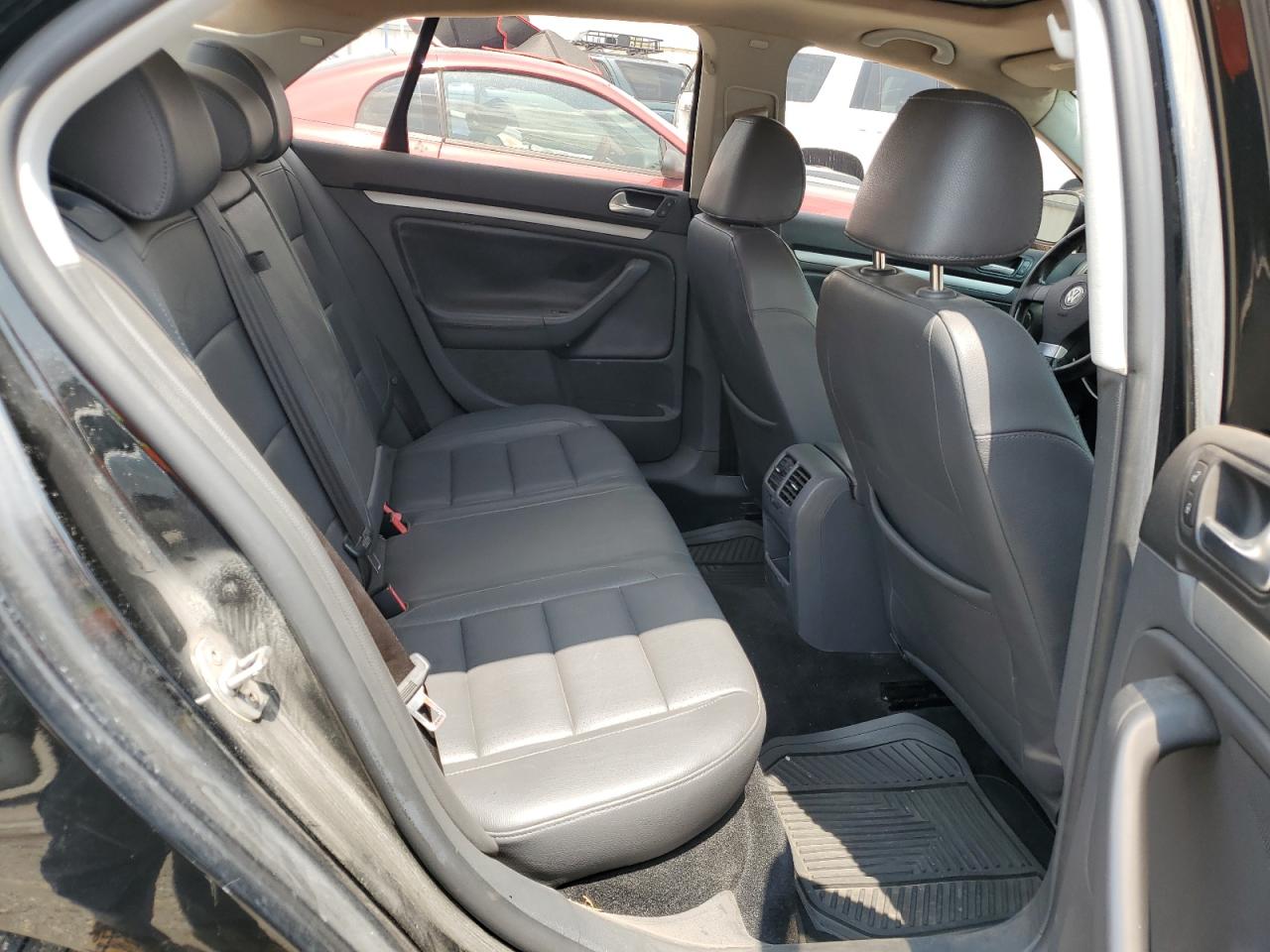 2008 Volkswagen Jetta Se VIN: 3VWRM71K28M002813 Lot: 64785654