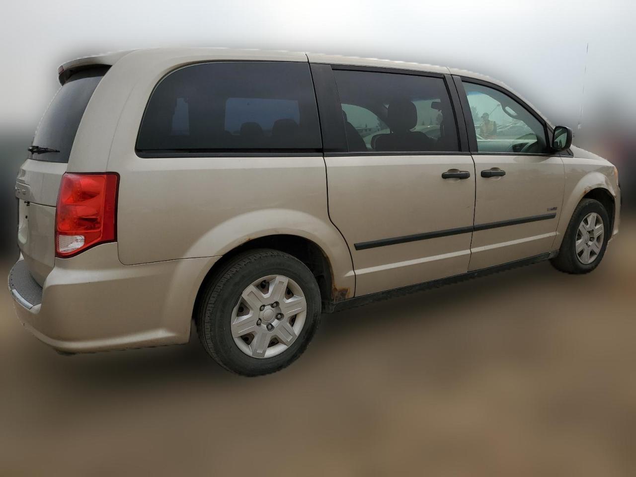 2012 Dodge Caravan - Image 3